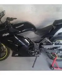 Kawasaki ninja 250R - 2011 Kawasaki ninja 250R - 2011