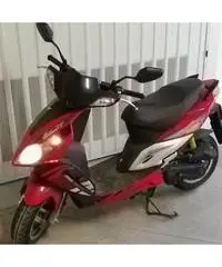 Scooter 50 cc Sym Jet Sport X con pochi km