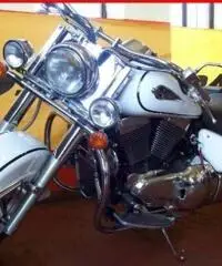 SUZUKI Intruder LC 1500 BIANCO - 65000 SUZUKI Intruder LC 1500 BIANCO - 65000