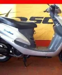 SYM Megalo 125 grigio - 4770 SYM Megalo 125 grigio - 4770