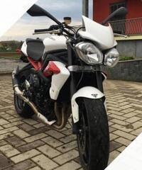 Triumph street triple 675