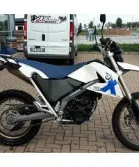 Vendo BMW G 650 XCHALLENGE del 2008  km 32400 Vendo BMW G 650 XCHALLENGE del 2008  km 32400