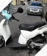 Aprilia Scarabeo 50 - 2011 Aprilia Scarabeo 50 - 2011