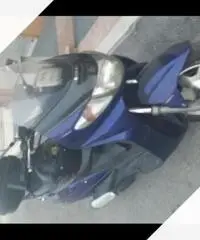 Suzuki Burgman 250 - 2004 Suzuki Burgman 250 - 2004