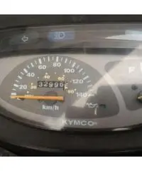 Vendo Movie 150 grigio anno 2004