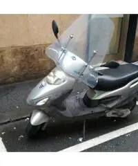 Vendo Movie 150 grigio anno 2004