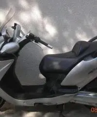 vendo scooter Kymco 250