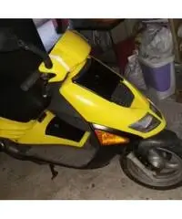 Vendo scooter aprilia rs 50 Vendo scooter aprilia rs 50