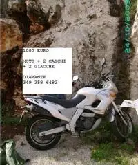 Vendo Aprilia Pegaso 650 colore grigio in buone condizioni 35000 km.