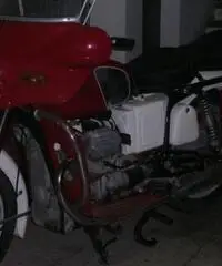 moto guzzi guzzi v7 cc 700 immatricolata 1971 moto guzzi guzzi v7 cc 700 immatricolata 1971
