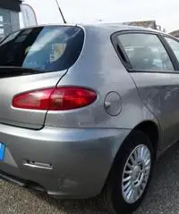 ALFA ROMEO 147 1.6 16V TS (105) 5 porte Progression