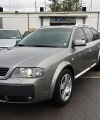 AUDI A6 allroad 2.5 TDI 180 CV