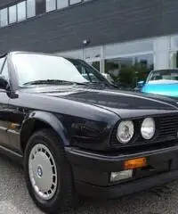 BMW 320 i Cabriolet