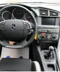 CITROEN DS4 BlueHDi 100 Chic CITROEN DS4 BlueHDi 100 Chic