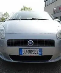 FIAT Grande Punto 1.4 5 porte Dynamic Metano FIAT Grande Punto 1.4 5 porte Dynamic Metano