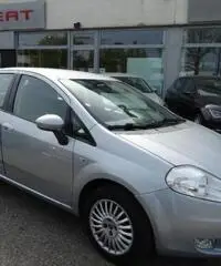 FIAT Grande Punto 1.4 5 porte Dynamic Metano FIAT Grande Punto 1.4 5 porte Dynamic Metano