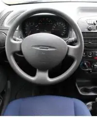 FIAT Punto 1.2i 16V cat 5 porte EL