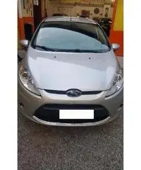 FORD Fiesta 1.2 81cv 60kw 5p. Tit. GARANZIA KM CERTIFICATI FORD Fiesta 1.2 81cv 60kw 5p. Tit. GARANZIA KM CERTIFICATI