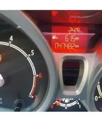 FORD Fiesta 1.2 81cv 60kw 5p. Tit. GARANZIA KM CERTIFICATI FORD Fiesta 1.2 81cv 60kw 5p. Tit. GARANZIA KM CERTIFICATI