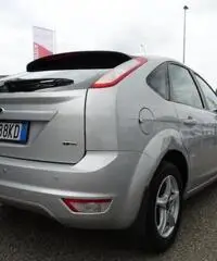 FORD Focus + 1.6 TDCi (90CV) 5p.