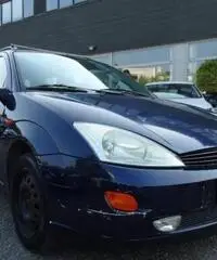 FORD Focus 1.6i 16v cat SW Ambiente