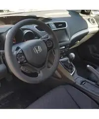 HONDA Civic 1.4 i-VTEC Elegance Navi HONDA Civic 1.4 i-VTEC Elegance Navi