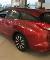 HONDA Civic Tourer 1.6 i-DTEC Elegance Navi HONDA Civic Tourer 1.6 i-DTEC Elegance Navi