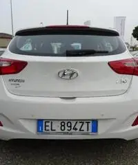 HYUNDAI i30 1.4 5p. Comfort HYUNDAI i30 1.4 5p. Comfort