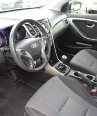 HYUNDAI i30 1.4 5p. Comfort HYUNDAI i30 1.4 5p. Comfort