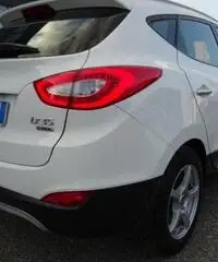 HYUNDAI iX35 1.7 CRDi 2WD Comfort HYUNDAI iX35 1.7 CRDi 2WD Comfort