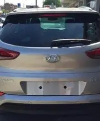 HYUNDAI Tucson 1.7 CRDi XPossible HYUNDAI Tucson 1.7 CRDi XPossible