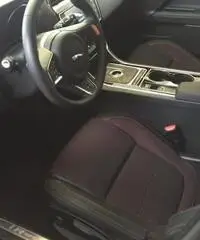 JAGUAR XE 2.0 D Turbo 180CV aut. R-Sport