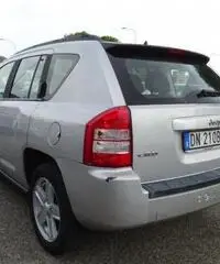JEEP Compass 2.0 Turbodiesel DPF Sport JEEP Compass 2.0 Turbodiesel DPF Sport