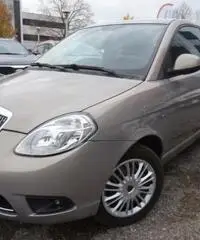 LANCIA Ypsilon 1.2 E-Collection