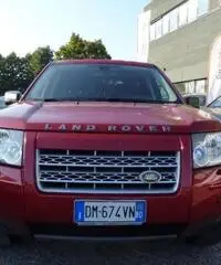 LAND ROVER Freelander 2.2 TD4 S.W. SE