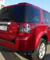 LAND ROVER Freelander 2.2 TD4 S.W. SE