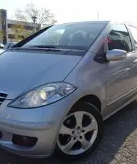 MERCEDES-BENZ A 150 Avantgarde