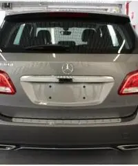 MERCEDES-BENZ B 180 d SPORT