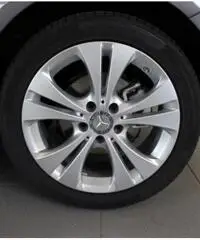 MERCEDES-BENZ B 180 d SPORT