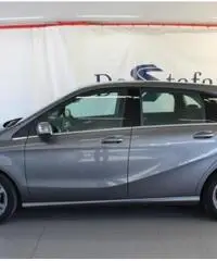 MERCEDES-BENZ B 180 d AUTOMATIC SPORT
