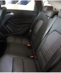 MERCEDES-BENZ B 180 d AUTOMATIC SPORT NIGHT PACK