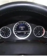 MERCEDES-BENZ E 200 CDI BlueEFFICIENCY Elegance MERCEDES-BENZ E 200 CDI BlueEFFICIENCY Elegance