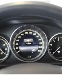 MERCEDES-BENZ E 200 NGD Automatic Executive