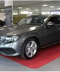 MERCEDES-BENZ E 220 d Automatic BUSINESS SPORT