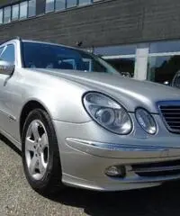 MERCEDES-BENZ E 320 CDI cat S.W. Avantgarde MERCEDES-BENZ E 320 CDI cat S.W. Avantgarde