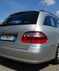 MERCEDES-BENZ E 320 CDI cat S.W. Avantgarde MERCEDES-BENZ E 320 CDI cat S.W. Avantgarde