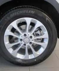 MERCEDES-BENZ GLA 180 Executive