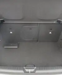 MERCEDES-BENZ GLA 180 Executive