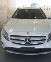 MERCEDES-BENZ GLA 180 Executive