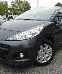PEUGEOT 207 1.4 8V 75CV 5p. X Line PEUGEOT 207 1.4 8V 75CV 5p. X Line